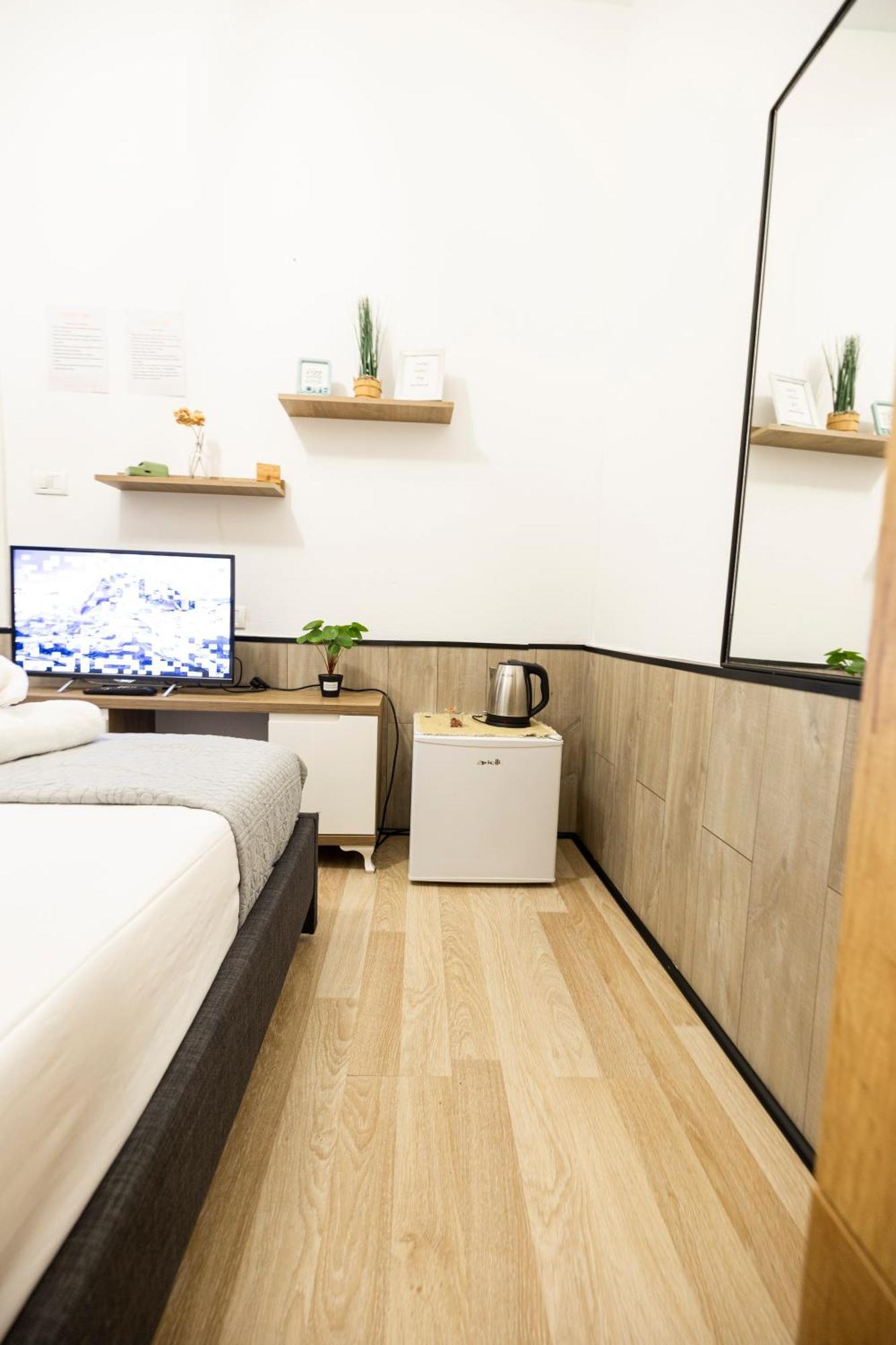 Tiny Cute Studio Near The City Center - 5 Min Walk Tirana Exterior foto